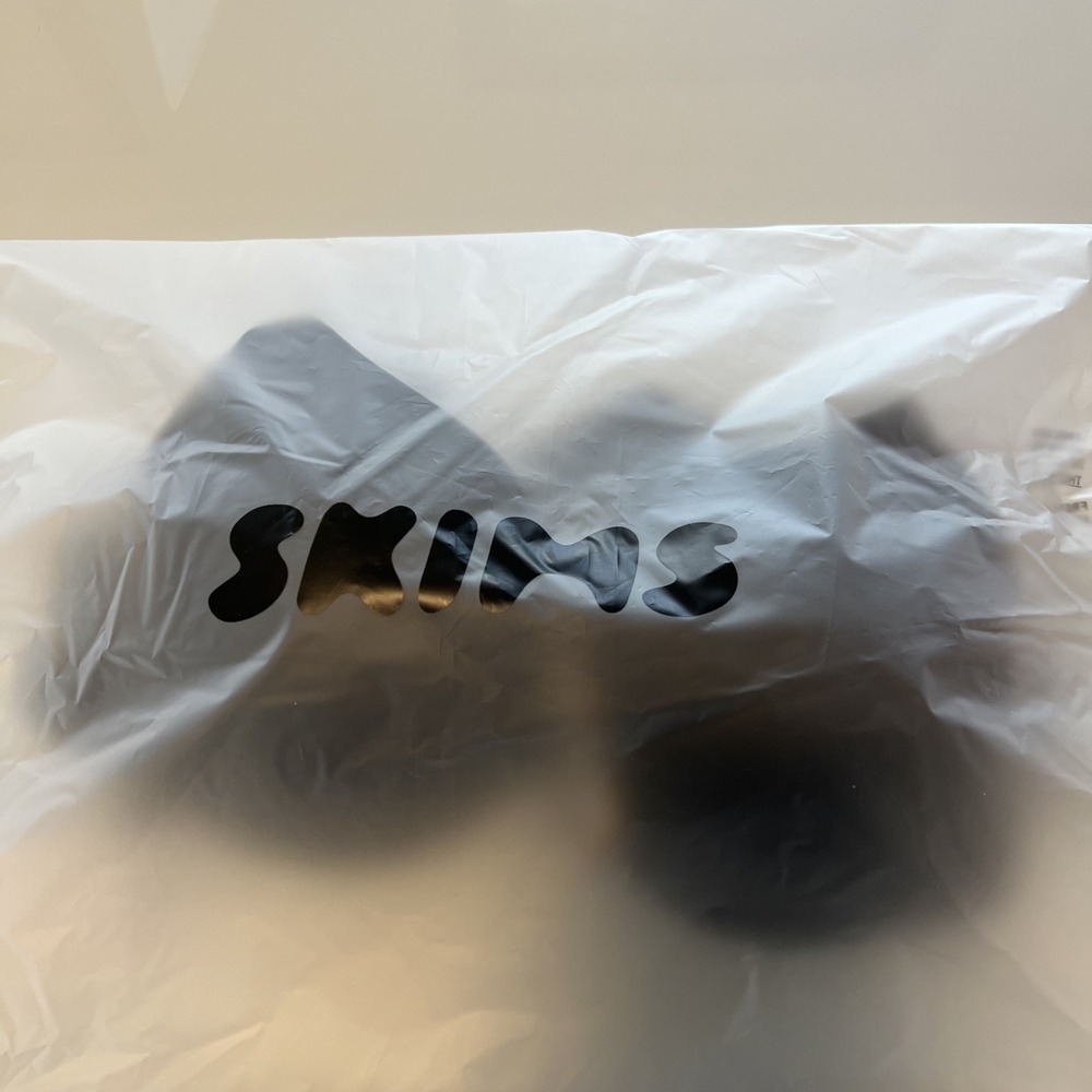 Skims Smoothing Intimates Full Coverage‎ Lightly Lined Bra Onyx Size 34B NWT - Picture 2 of 6